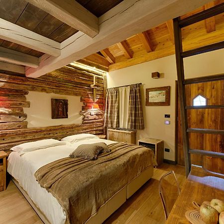 Les Plaisirs D'Antan Otel Jovencan Oda fotoğraf