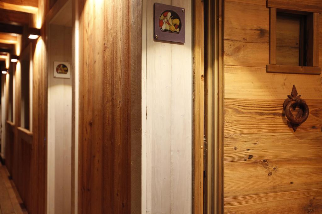 Les Plaisirs D'Antan Otel Jovencan Dış mekan fotoğraf